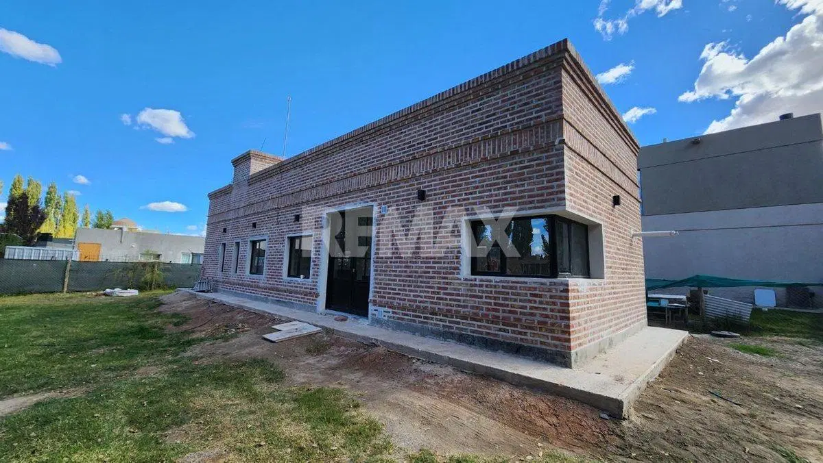 VENTA CASA 2 DORMITORIOS | B° PRIVADO VILLA MULUEN 5