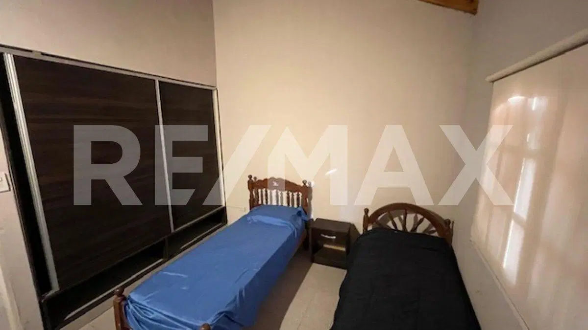 CASA EN VENTA 2 DORMOTORIOS PILETA LAGO PELLEGRINI 2