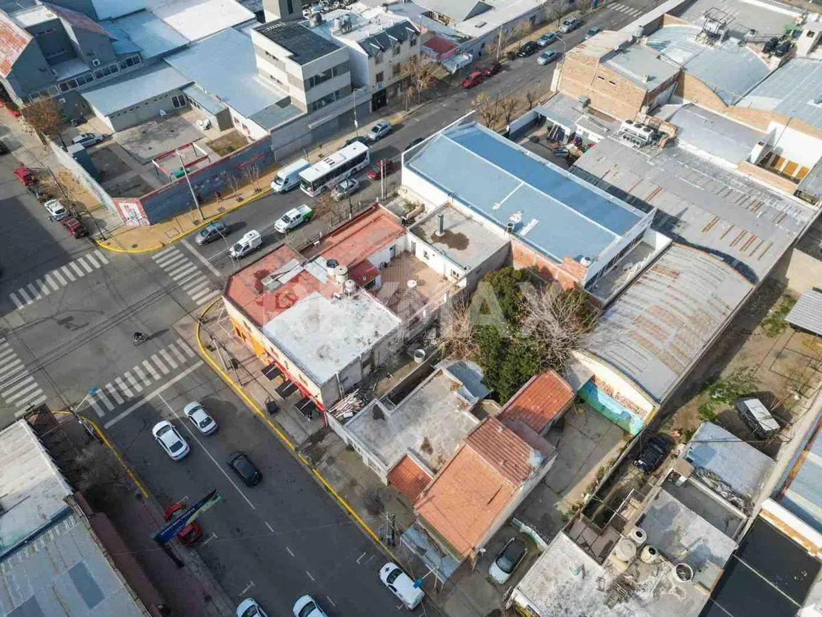 VENTA TERRENO APTO COMERCIAL - PERITO MORENO 3