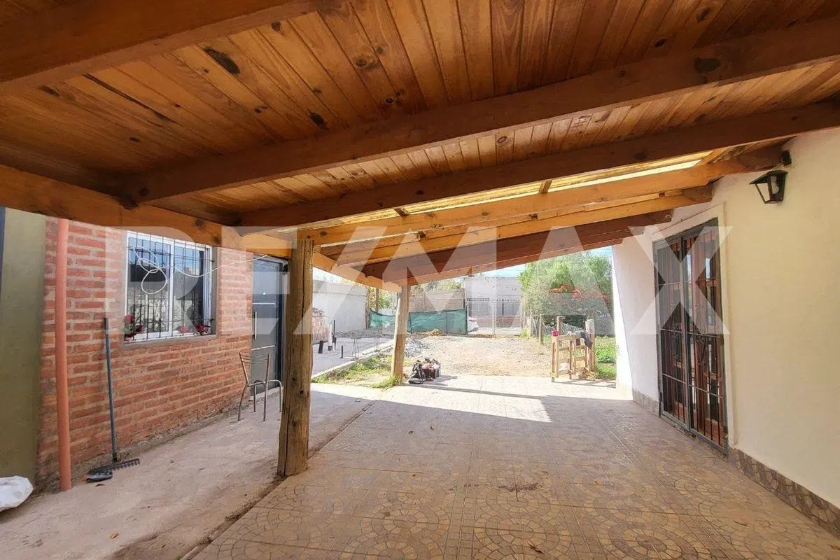 VENTA CASA 2 DORMITORIOS C/DEPTO BALSAS LAS PERLAS 2
