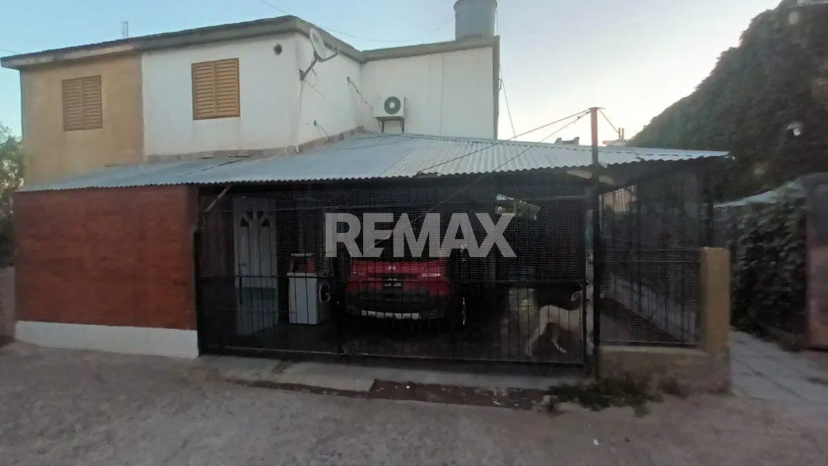VENTA DUPLEX 3 DORMITORIOS - CENTENARIO 4