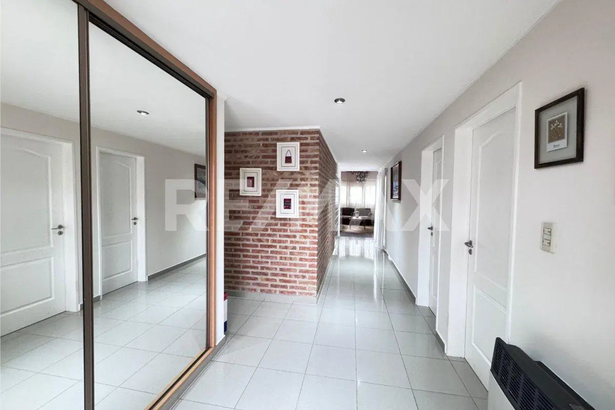 VENTA CASA 3 DORMITORIOS -JARDINES DEL REY NEUQUEN 5