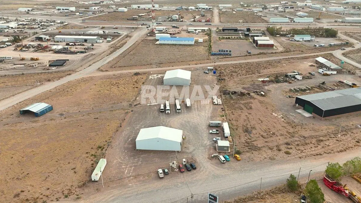 VENTA DE DOS NAVES INDUSTRIALES EN AÑELO 4