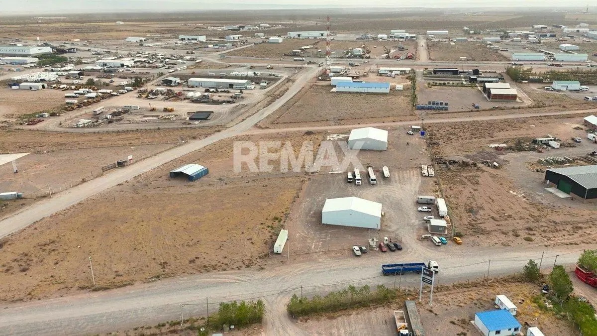VENTA DE DOS NAVES INDUSTRIALES EN AÑELO 2