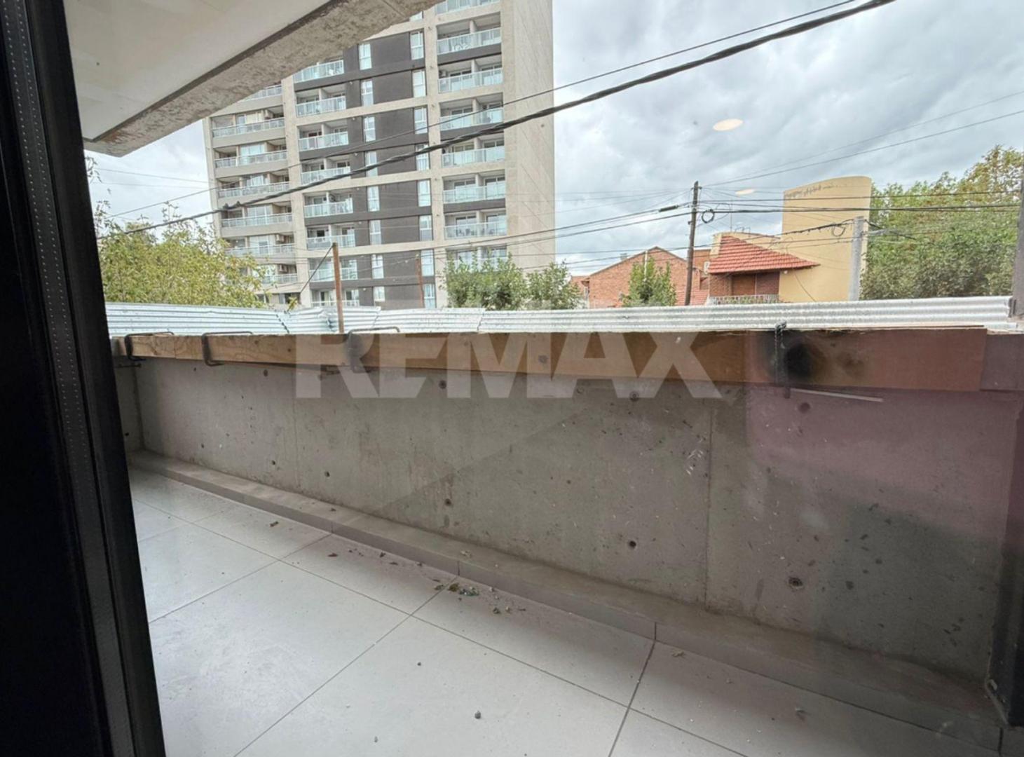 VENTA DEPARTAMENTO 1 DORM. C/COCHERA TORRE BELA