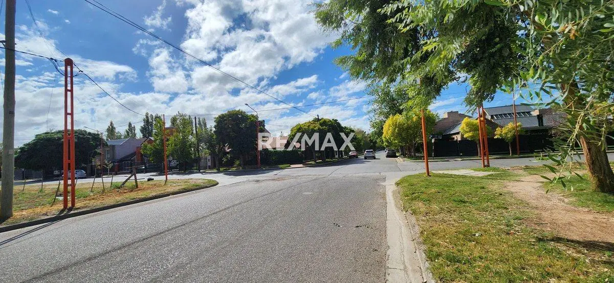Terreno en venta, esquina Barrio El manzanar 2