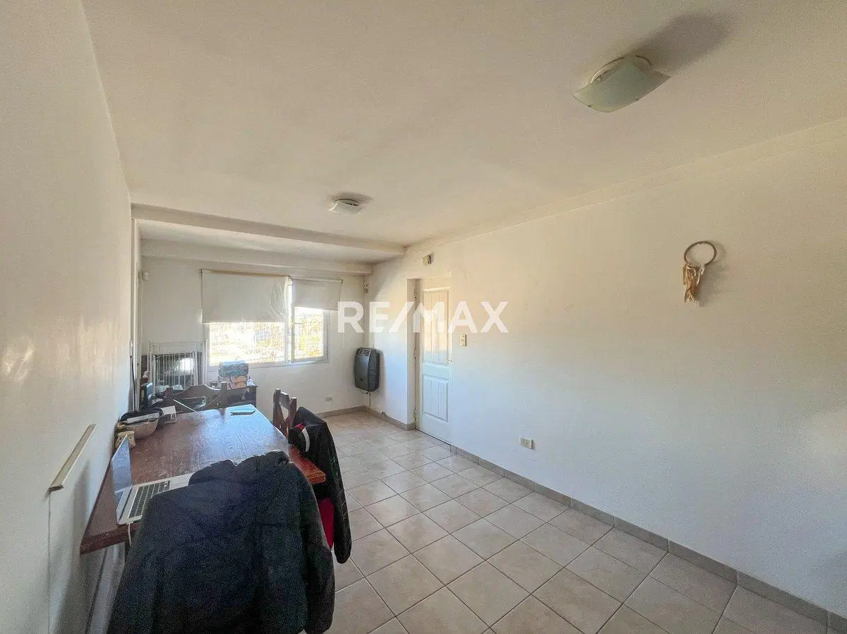 Venta - Dpto 1 dorm y cochera - Apto Crédito - Nqn 4