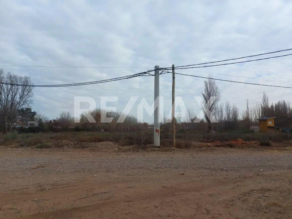 VENTA LOTE DE 1366M2 LIMAY AZUL-PLOTTIER 5