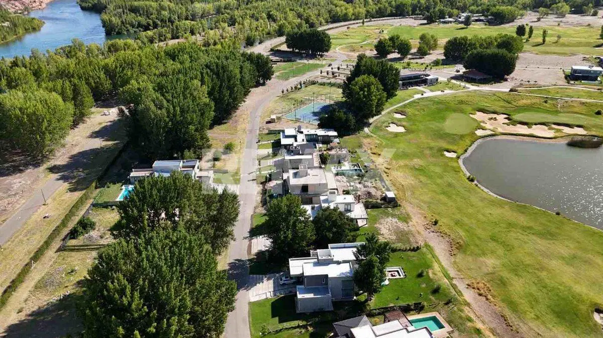 VENTA TERRENO EN CANALES DE PLOTTIER UF 582 -NQN- 4