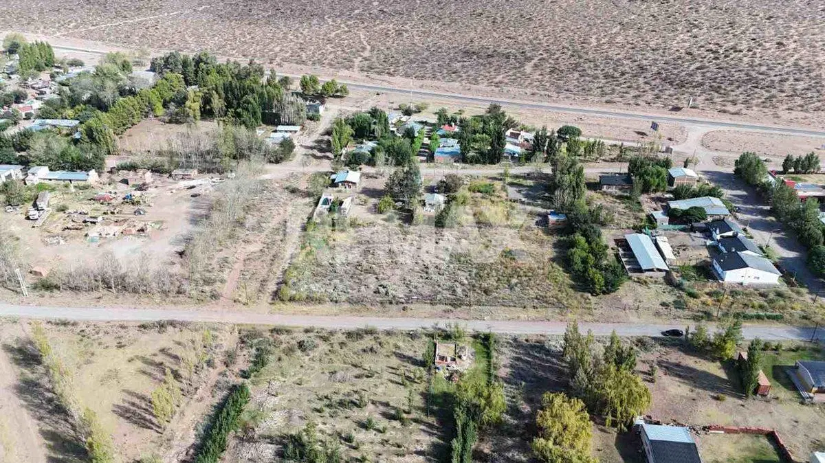 VENTA TERRENO 781,70m2- CHOCON 3