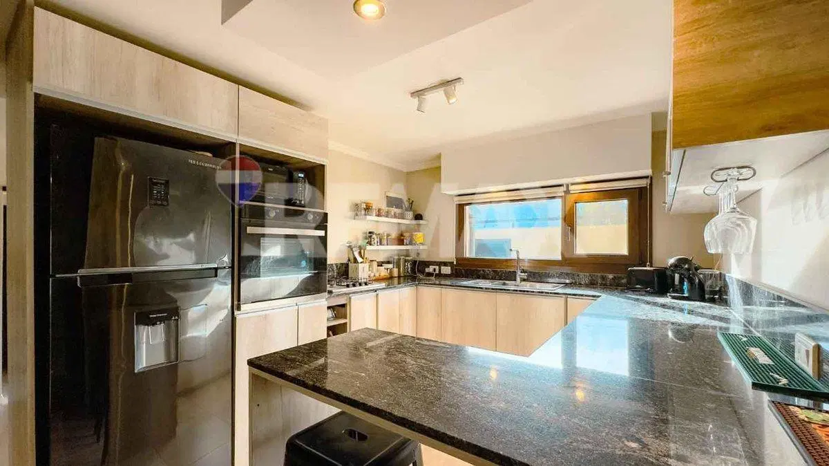 Casas de 3 Dormitorios con Quincho y Pileta 3