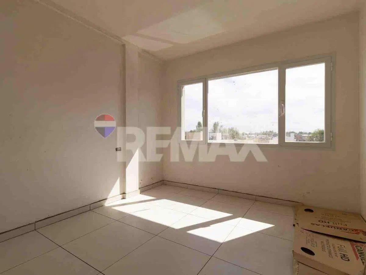 VENTA DEPTO 2 DORM C/ COCHERA ALTOS DE ALBERDI I 4