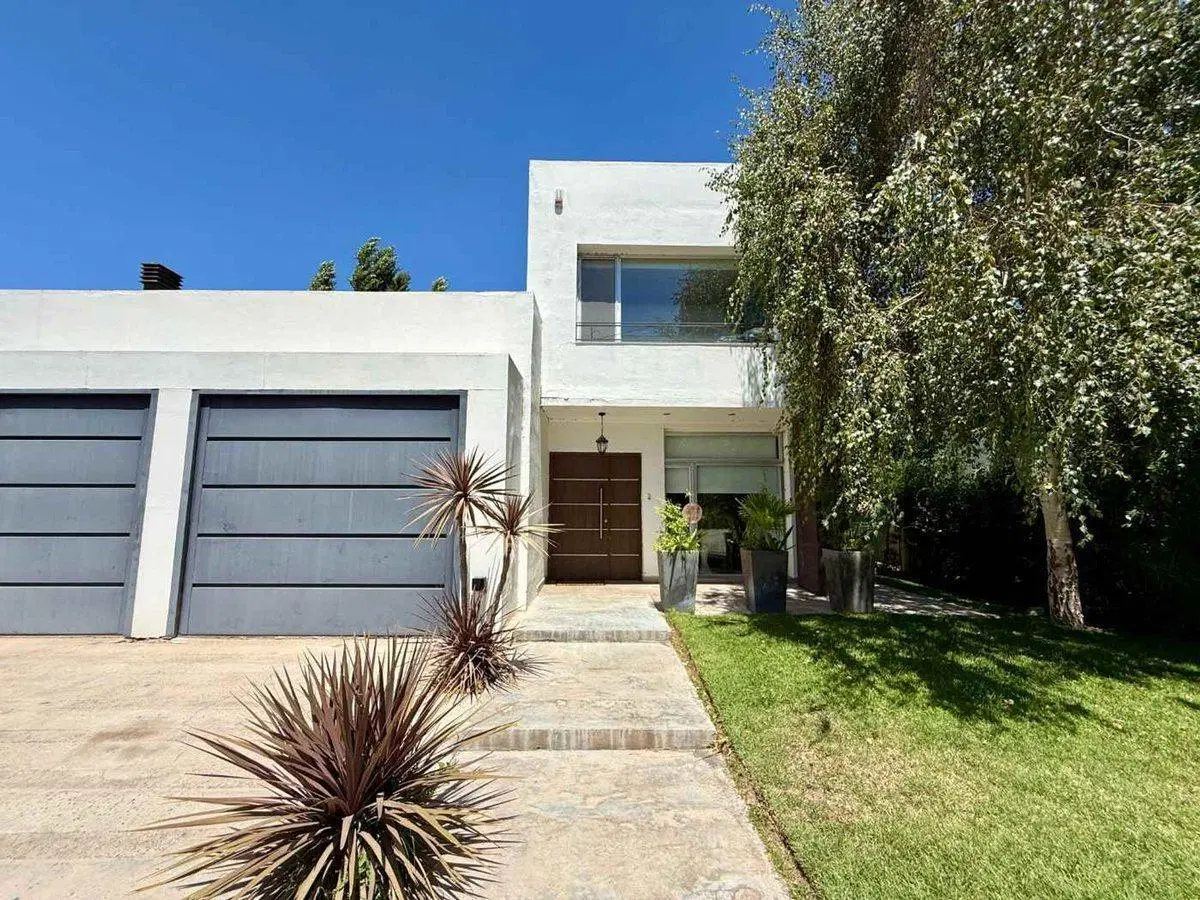 Casa 2 dormitorios en venta Villa Muluen Plottier 4