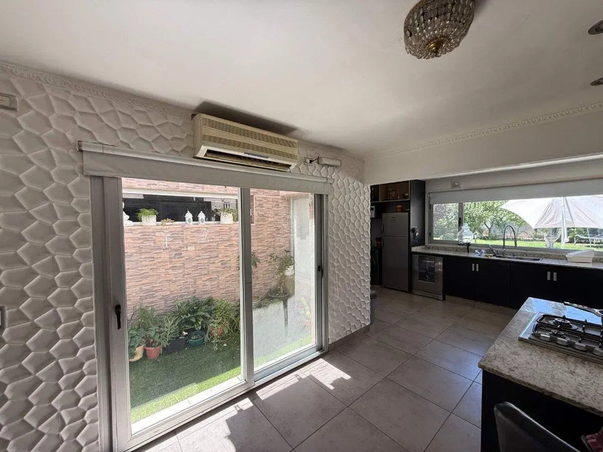 Casa 2 dormitorios en venta Villa Muluen Plottier 2