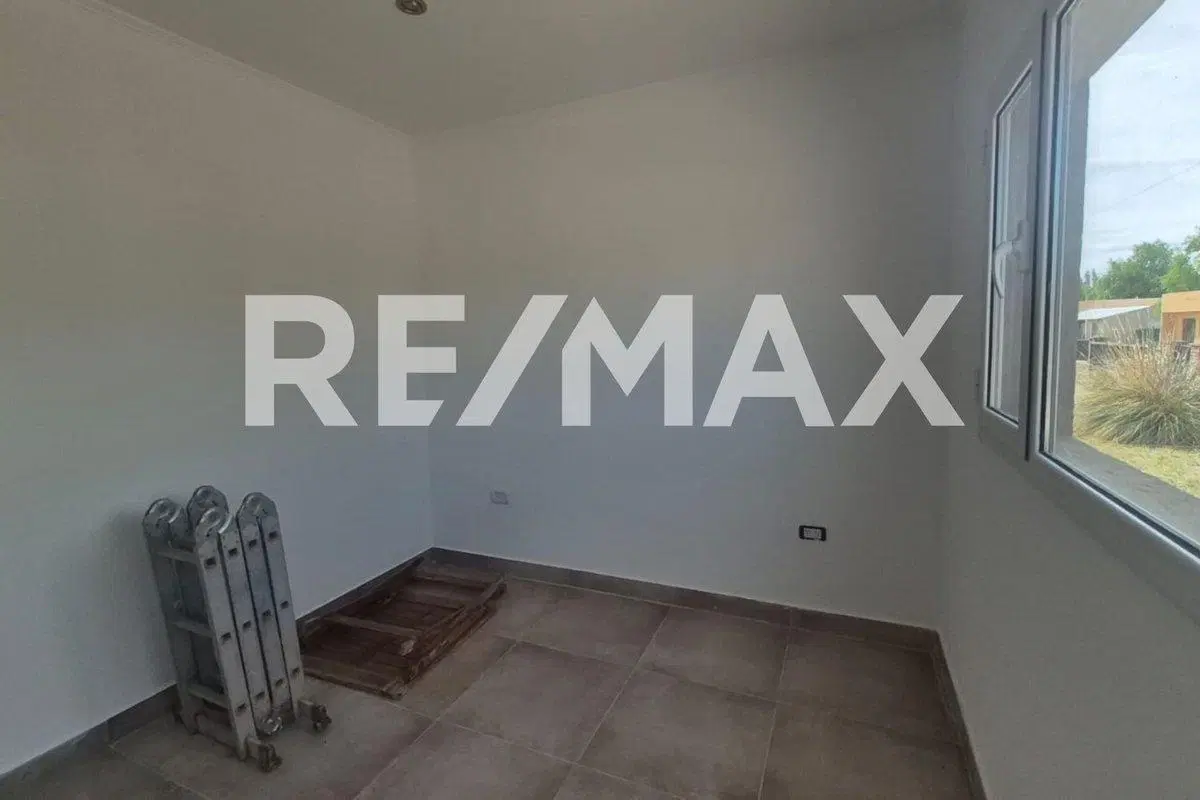 Venta Casa Las Brisas Plottier 4
