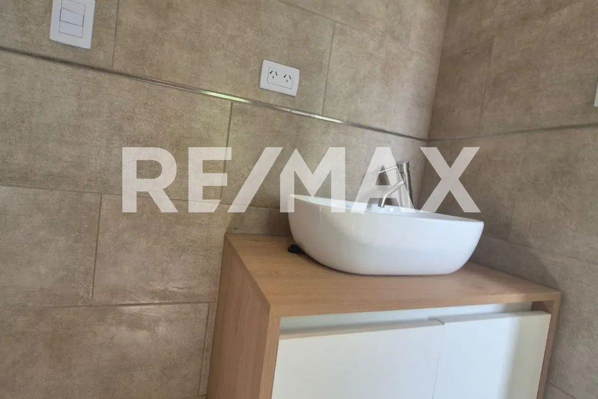 Venta Casa Las Brisas Plottier 3