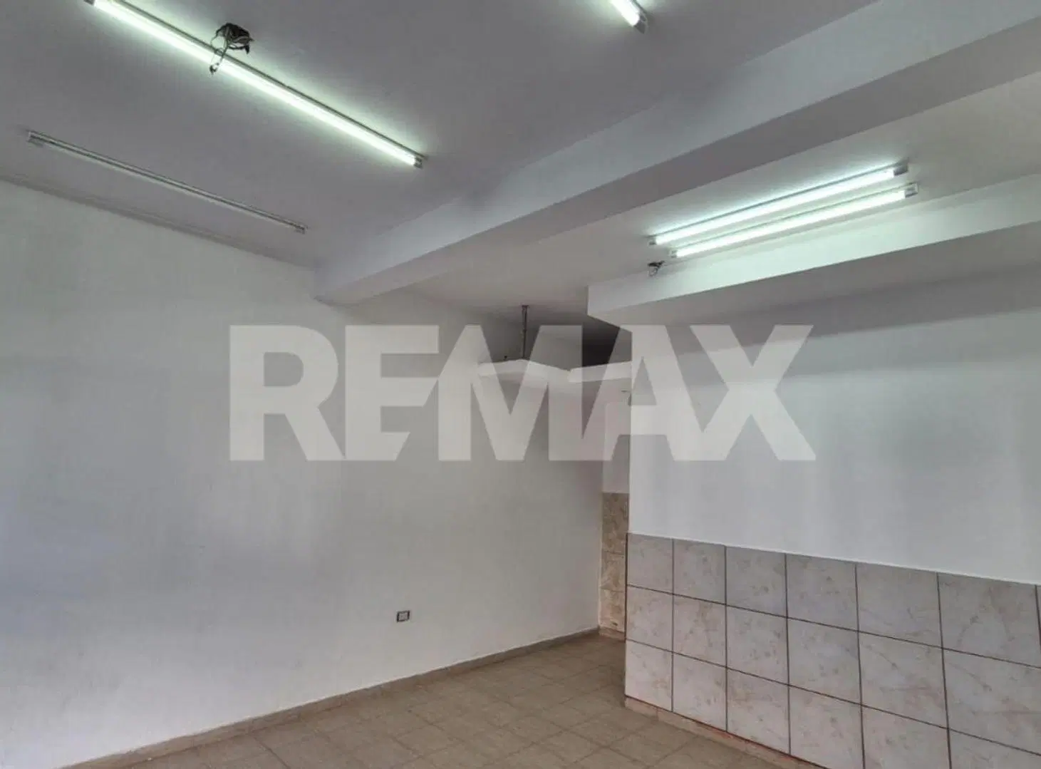 VENTA LOCAL COMERCIAL 5