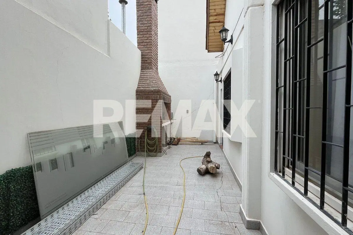 DUPLEX DE 3 DORMITORIOS CON COCHERA EN VENTA 2