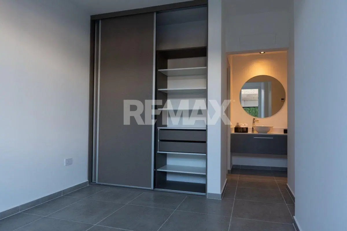 VENTA DEPARTAMENTO 2 DORMITORIOS EN MORENO CENTER 4