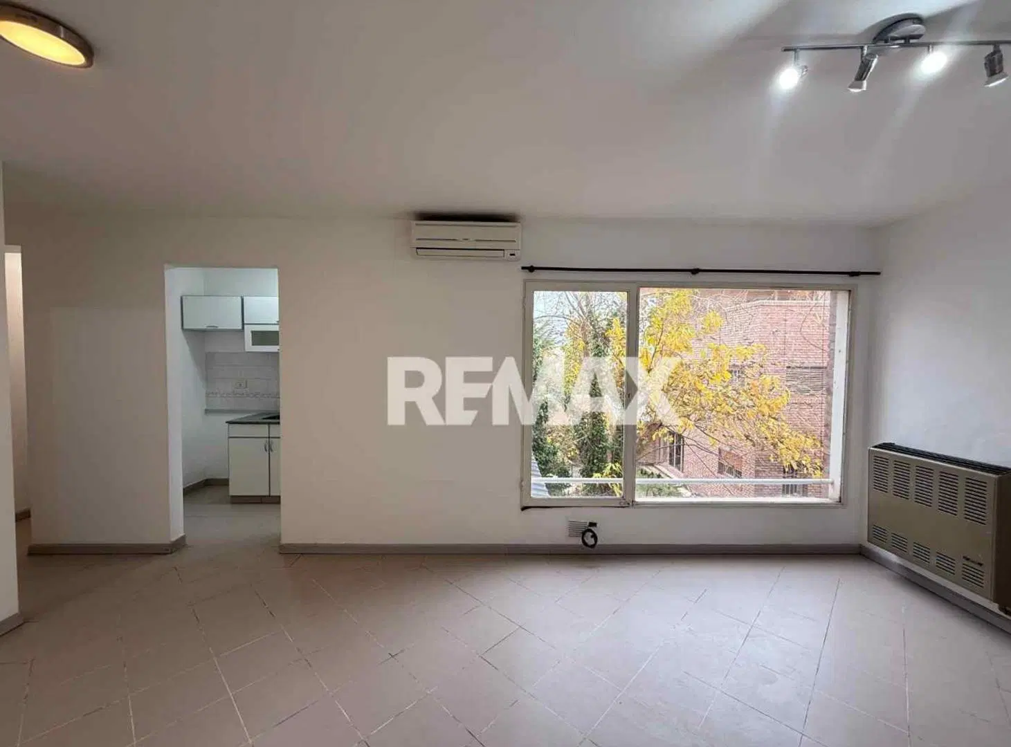 ALQUILER DPTO 1 DORM - Castelli 278 NQN 4