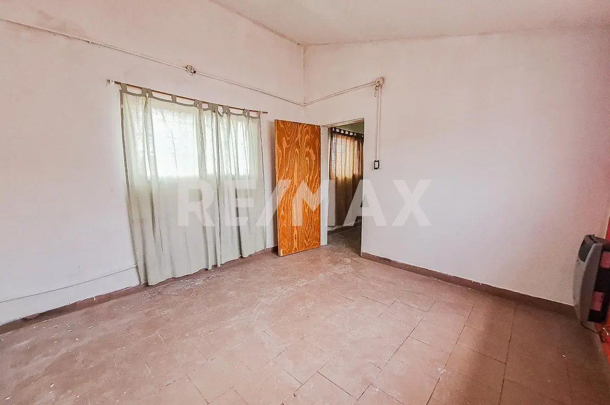 Venta casa 2 habitaciones con departamento 2