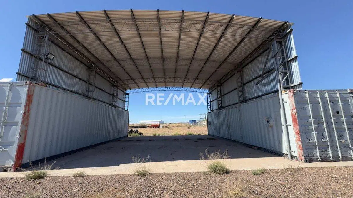 ALQUILER DE 5000 M2 EN PARQUE INDUSTRIAL DE AÑELO 5