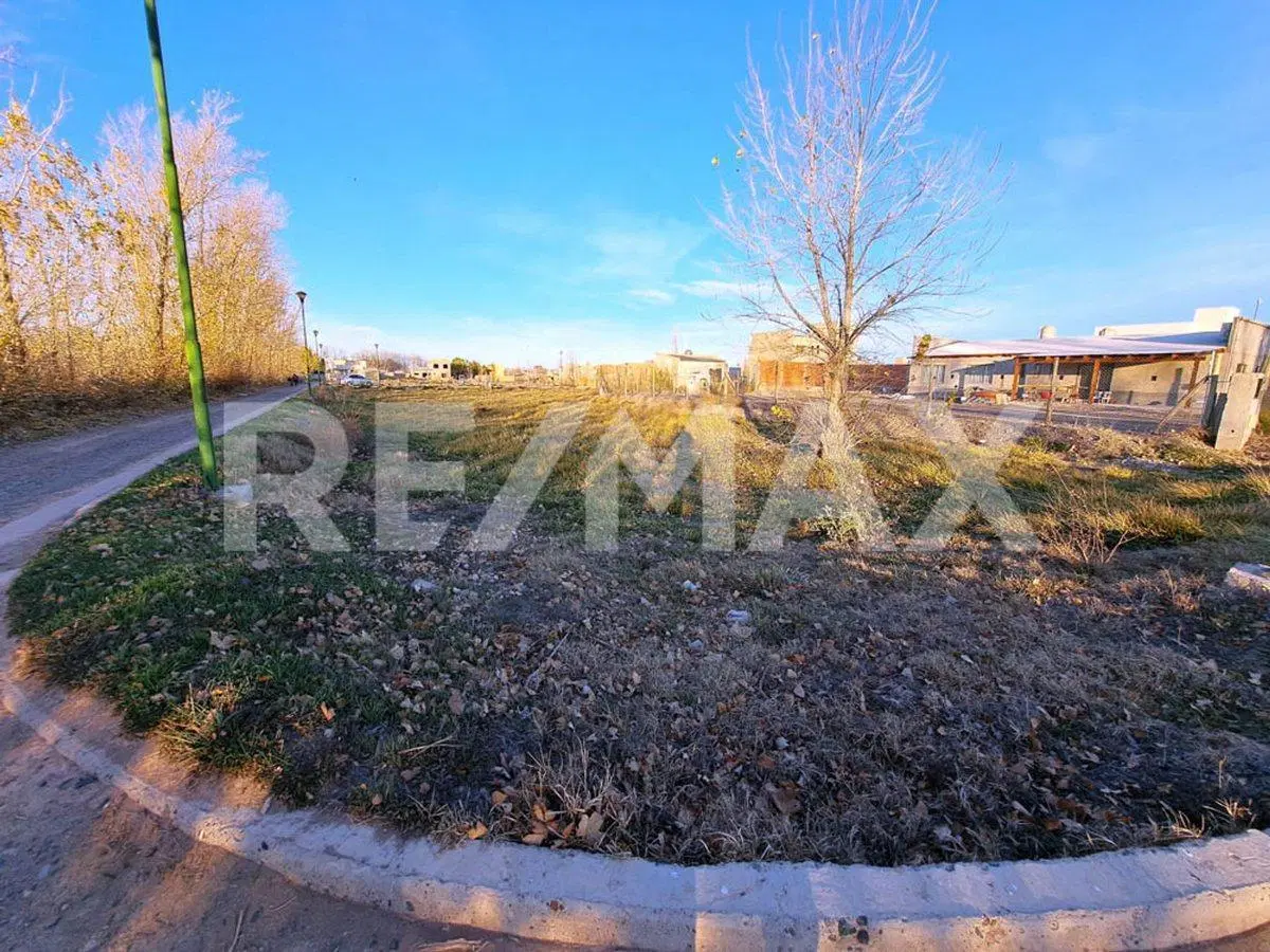 TERRENO EN VENTA BARRIO JUDICIALES FERNANDEZ ORO 2