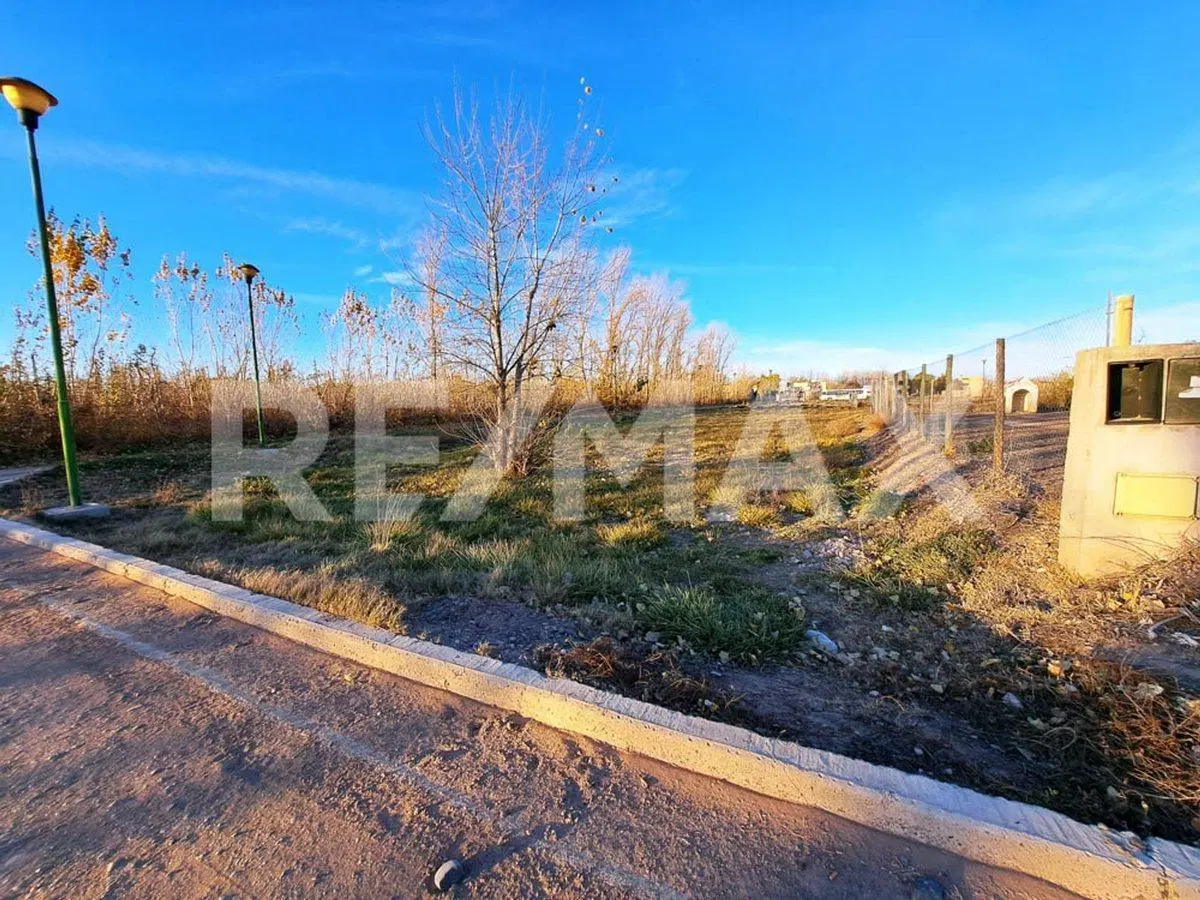 TERRENO EN VENTA BARRIO JUDICIALES FERNANDEZ ORO 5