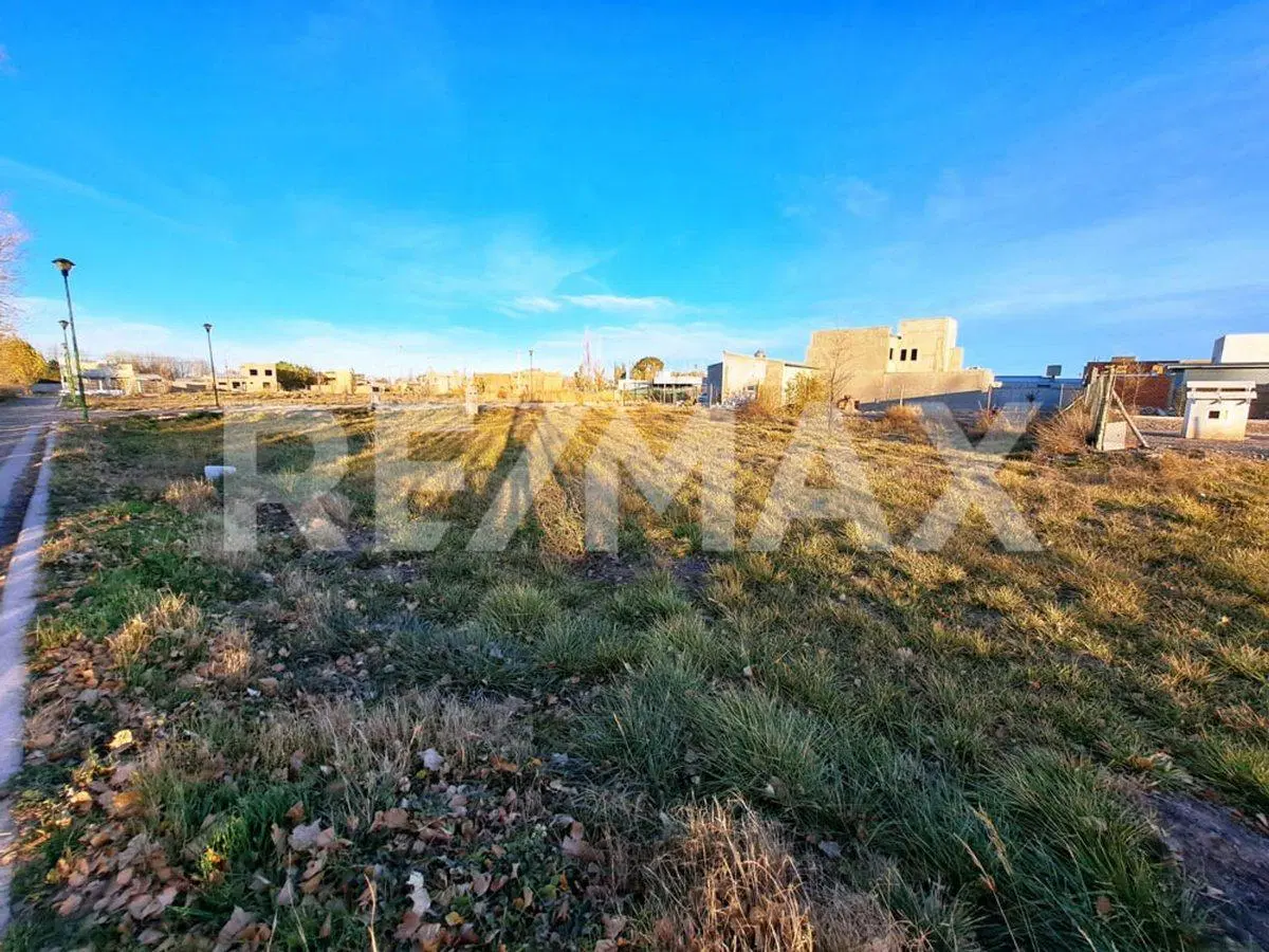 TERRENO EN VENTA BARRIO JUDICIALES FERNANDEZ ORO 2