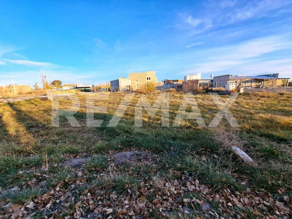 TERRENO EN VENTA BARRIO JUDICIALES FERNANDEZ ORO 5