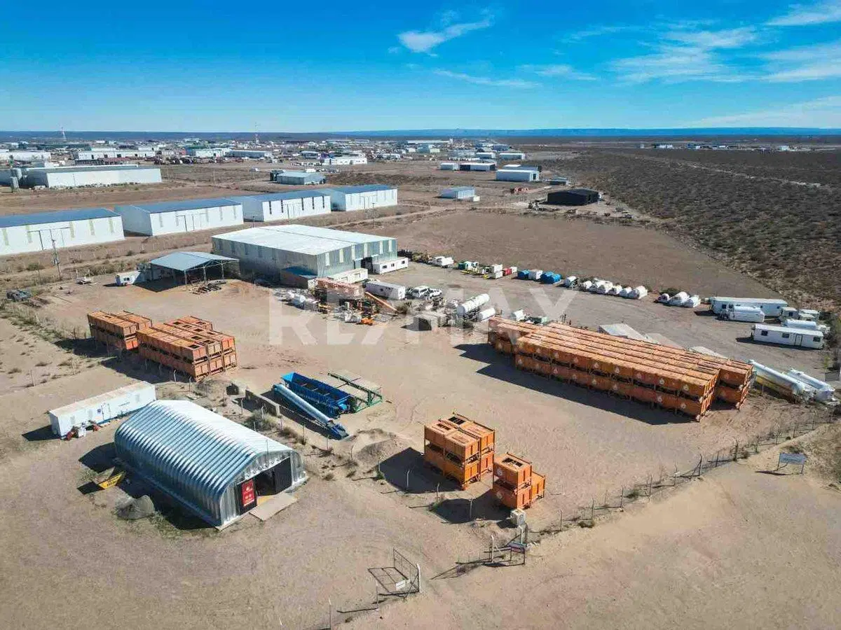 BASE EN VENTA PARQUE INDUSTRIAL DE AÑELO 2