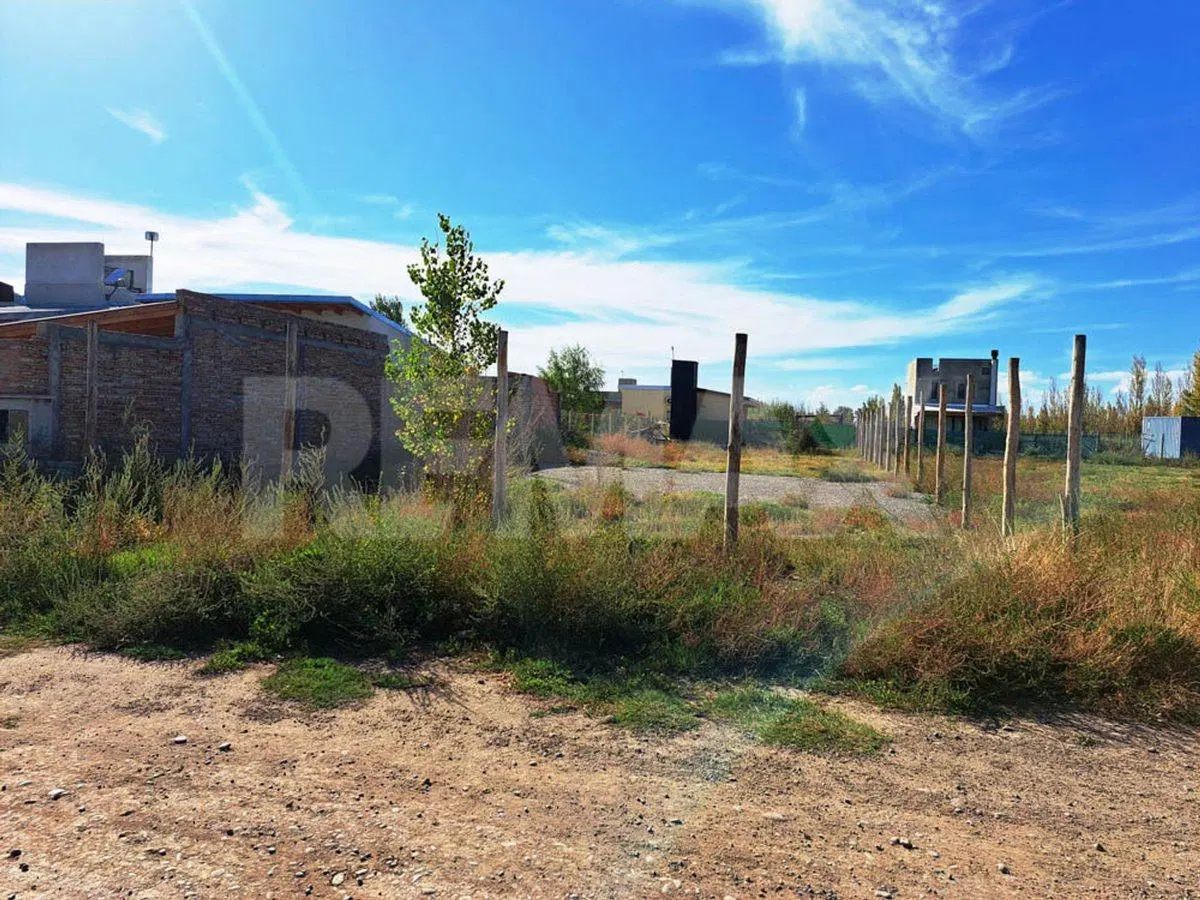 TERRENO EN VENTA PIEDRAS BLANCAS FERNANDEZ ORO 3