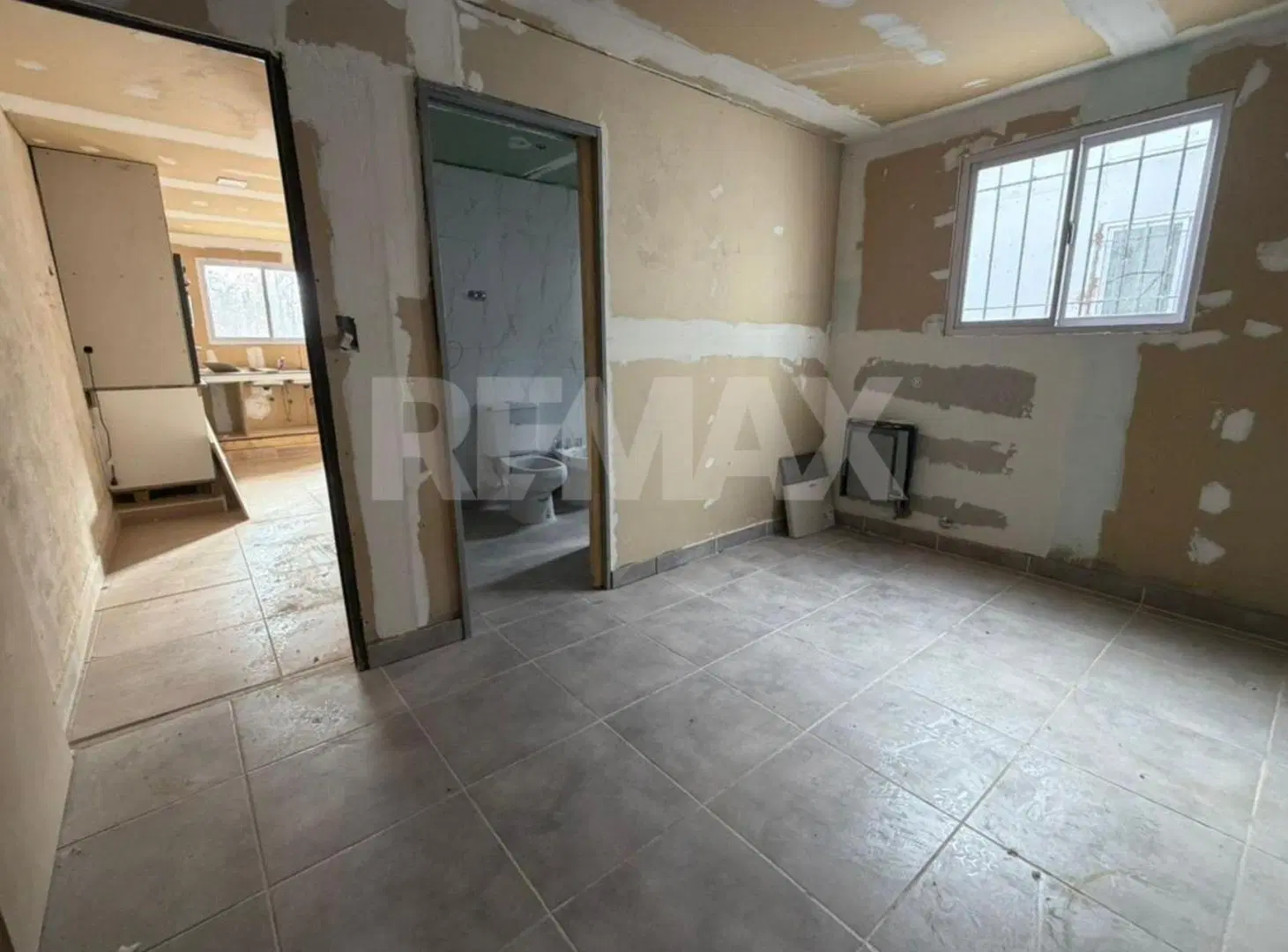 VENTA DE CASA A TERMINAR EN PLOTTIER 5