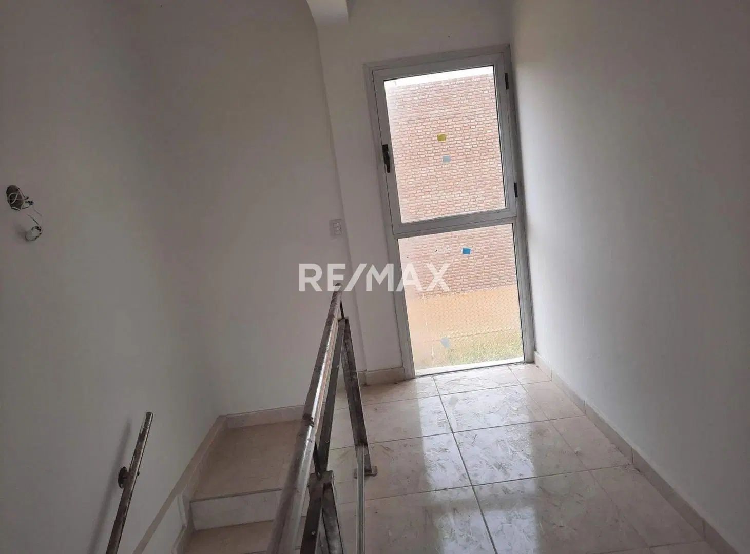 VENTA DUPLEX 3 DORMITORIOS CALLE BOERR 3314 NQN 5