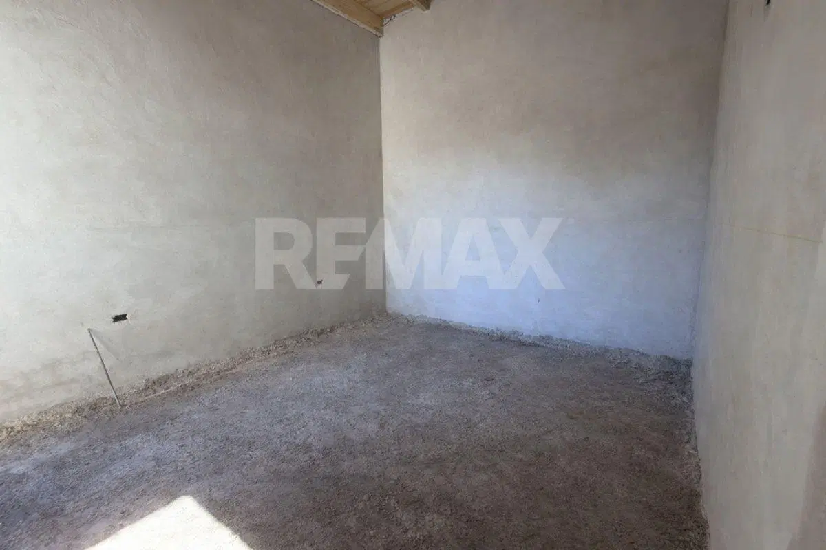 VENTA CASA 2 DORMITORIOS - B° GARDINAL NQN 3