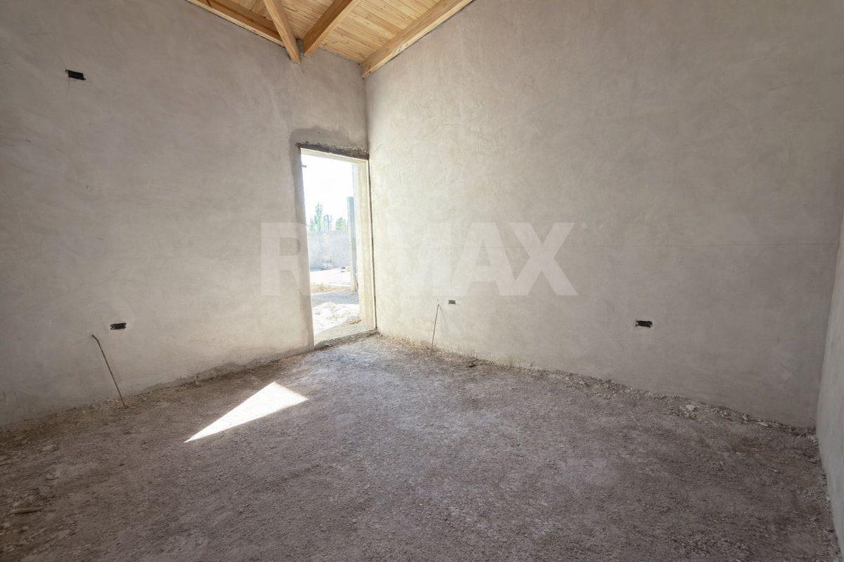 Foto de VENTA CASA 2 DORMITORIOS - B° GARDINAL NQN, imagen 5