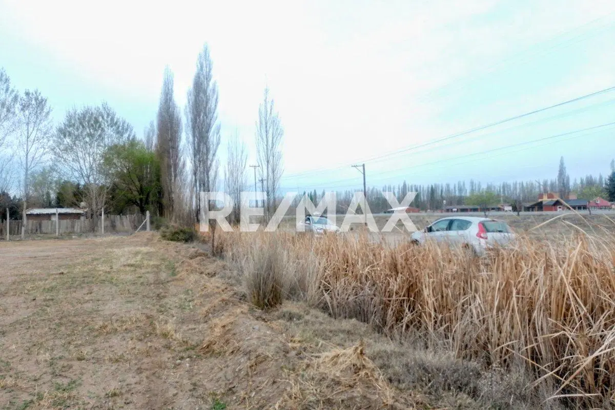 LOTE COMERCIAL/INDUSTRIAL EN VENTA 2