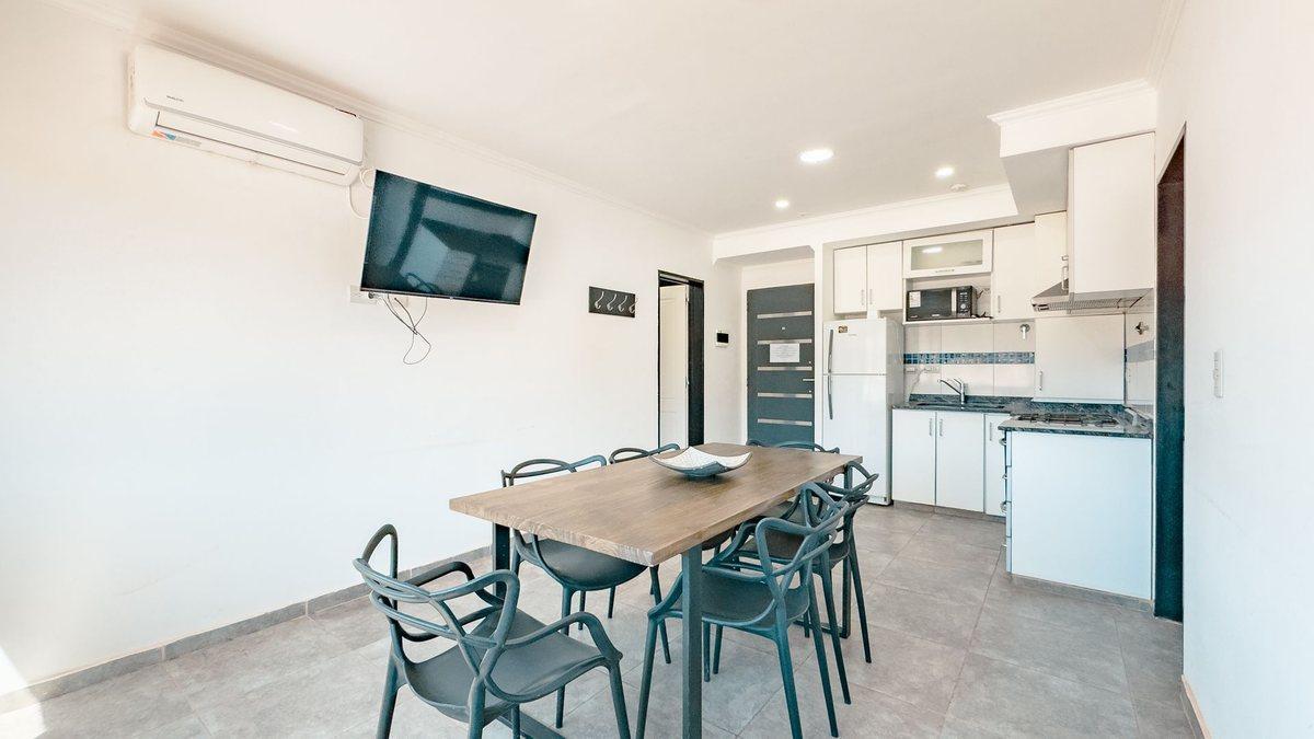 EN VENTA COMPLEJO DPTOS Y LOCAL VACA MUERTA AÑELO