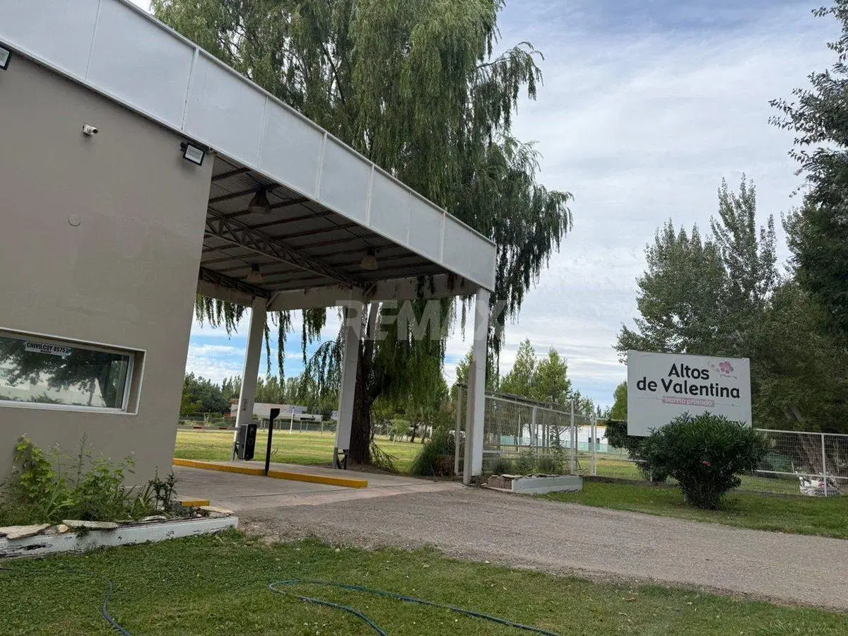 Terreno en venta B Privado Altos de Valentina 4
