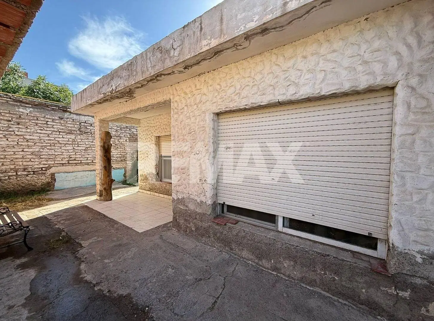 EN VENTA CONJUNTO TRES VIVIENDAS ZONA AEROPUERTO 4