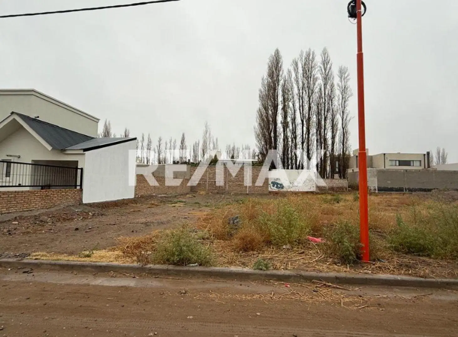 LOTE EN VENTA, CAPELLAN / MARIANO MOR. CIPOLLETTI. 4