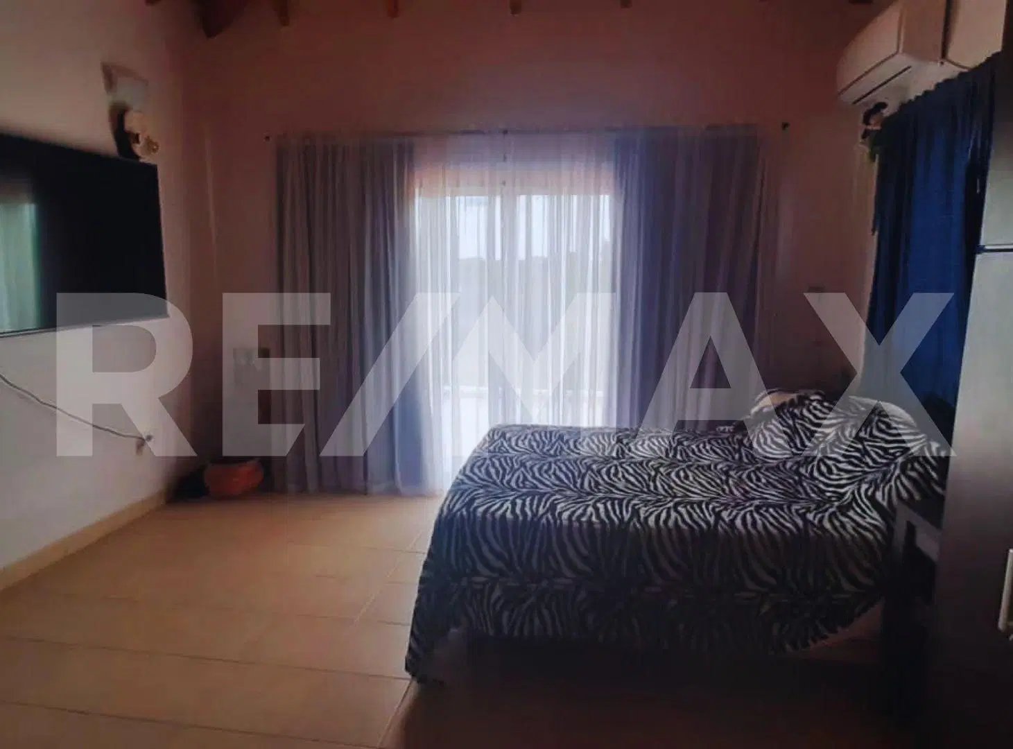 Venta Casa amoblada, Yacht Club Lago Mari Menuco 3