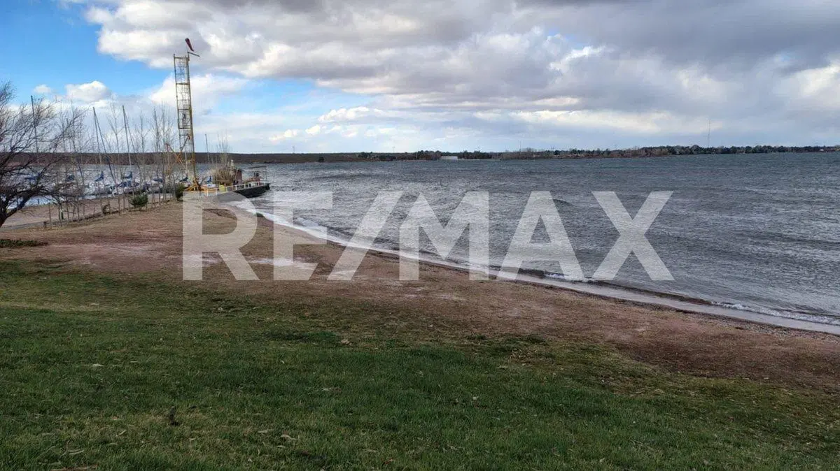 Venta Casa amoblada, Yacht Club Lago Mari Menuco 4