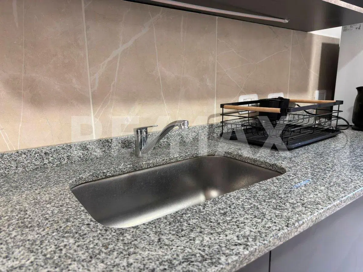 VENTA- PH 2 DORM. AMOBLADO A ESTRENAR. AÑELO 5