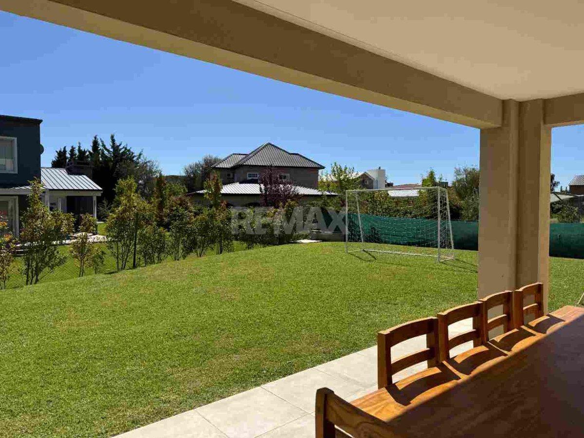 Foto de CASA EN VENTA | COMAHUE GOLF CLUB | NEUQUÉN, imagen 3