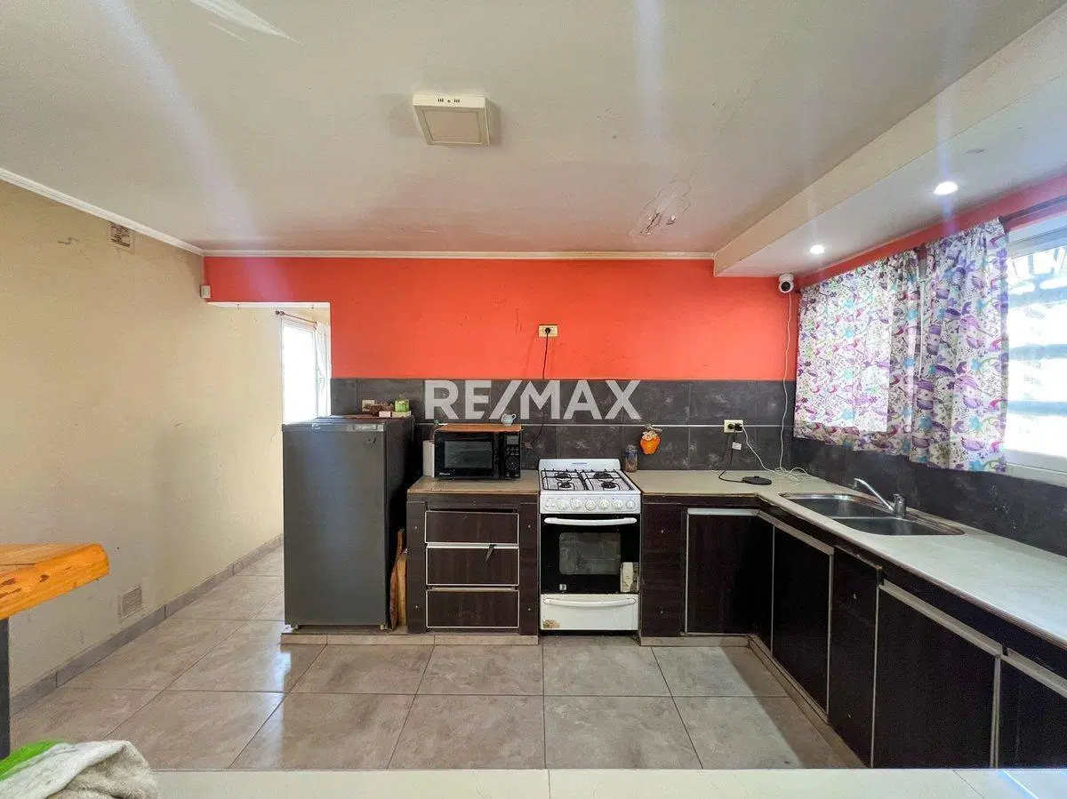 Venta de casa 4 dormitorios en Fernandez Oro 3