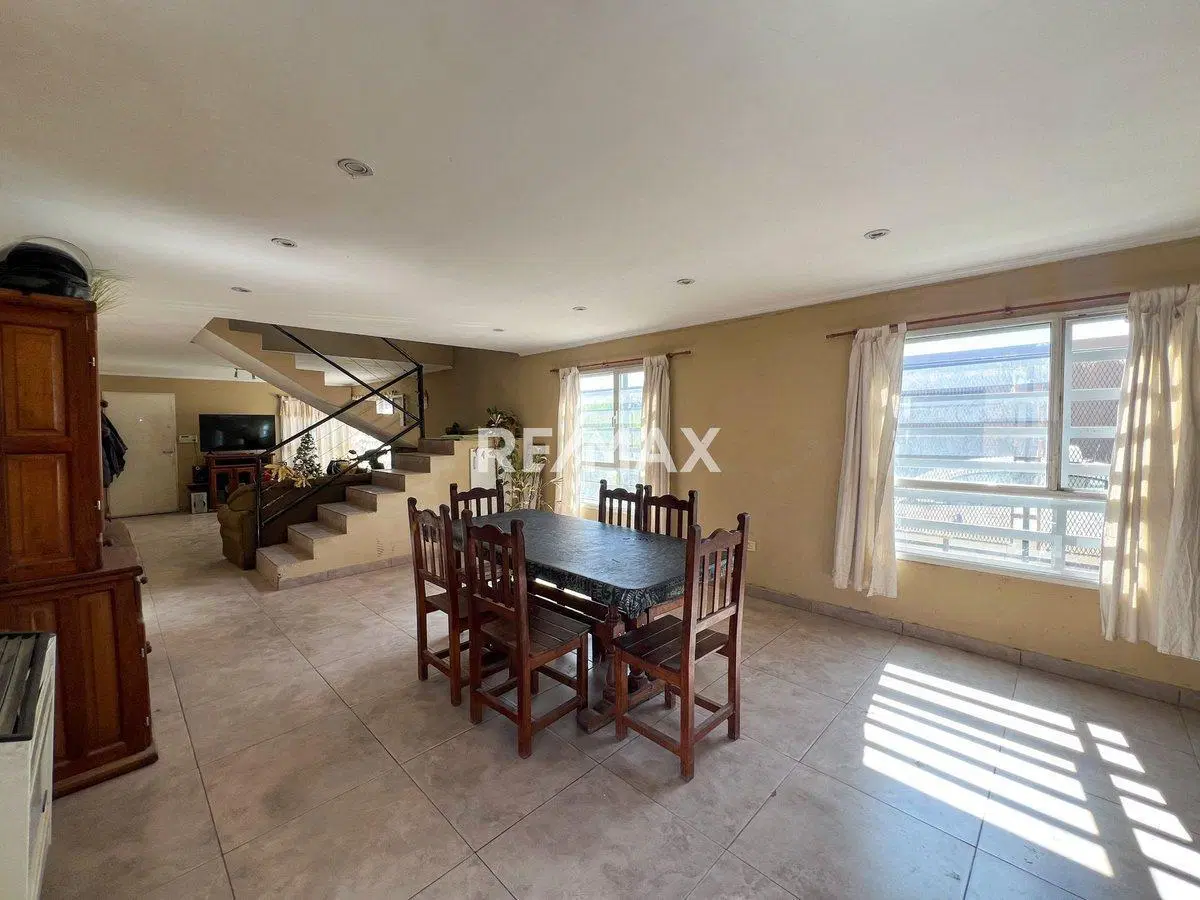 Venta de casa 4 dormitorios en Fernandez Oro 4