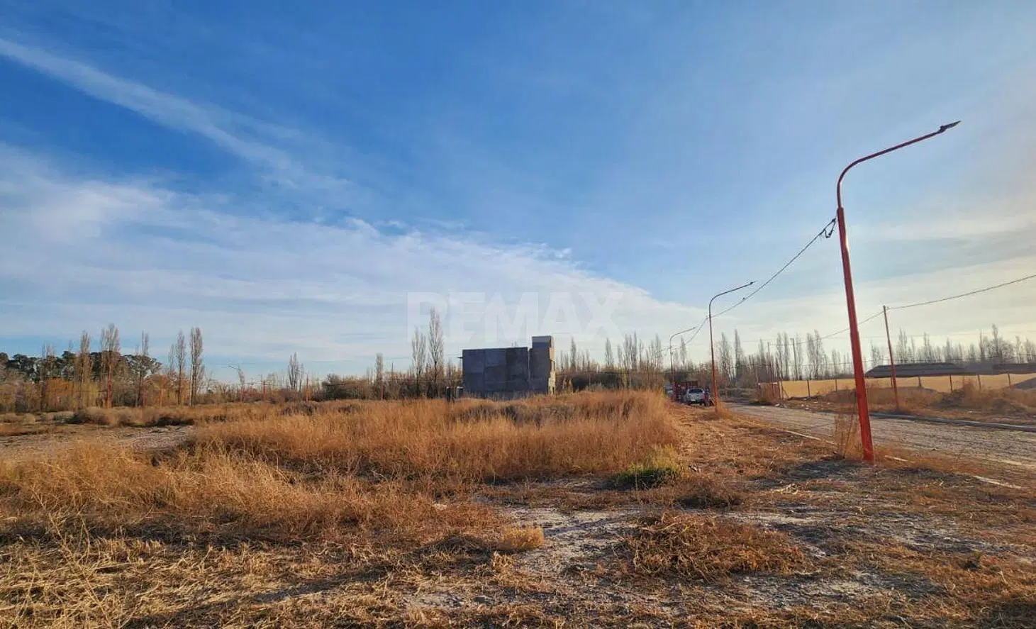 TERRENO EN VENTA 402 m2 PUEBLO NORTE CIPOLLETTI 4