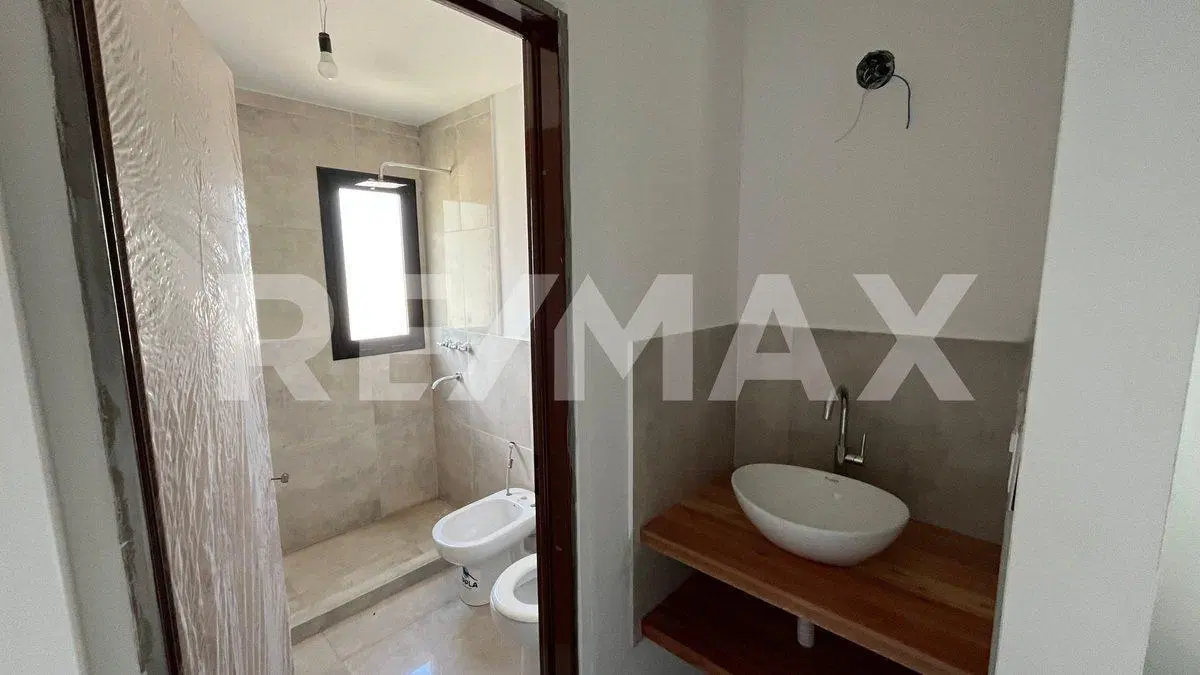 DUPLEX EN VENTA EN BARRIO GARDENIA 4