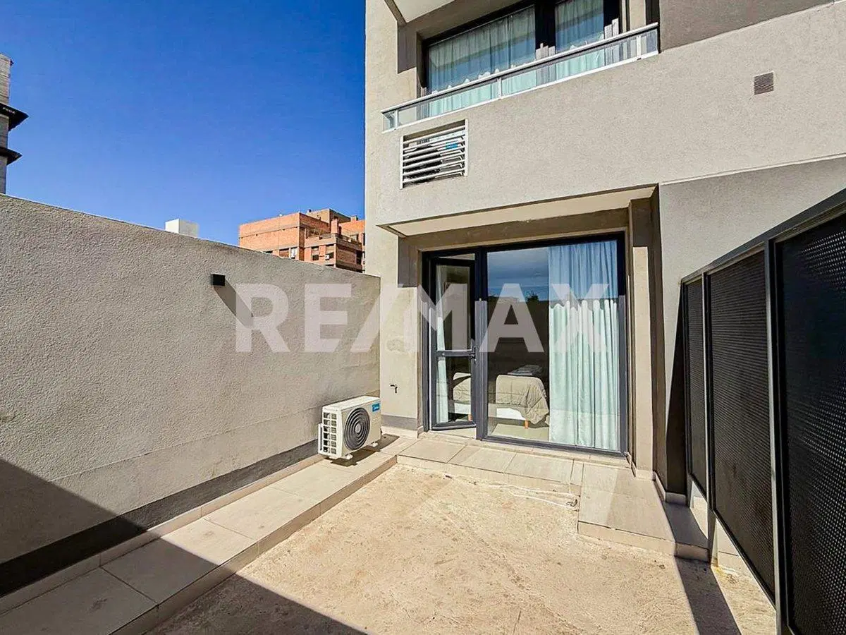 EN VENTA MONOAMBIENTE AMOBLADO POSESIÓN INMEDIATA 2